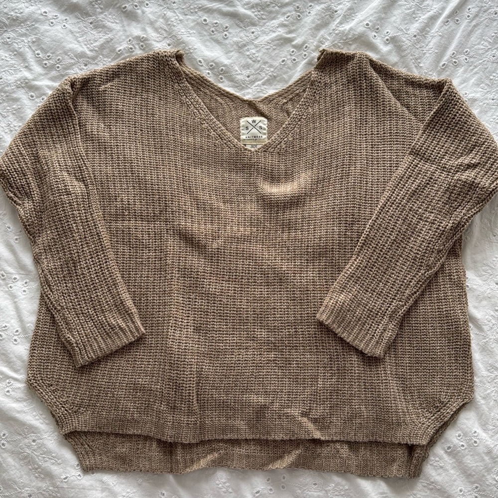 Beige Oversized Knit Sweater (Size M)